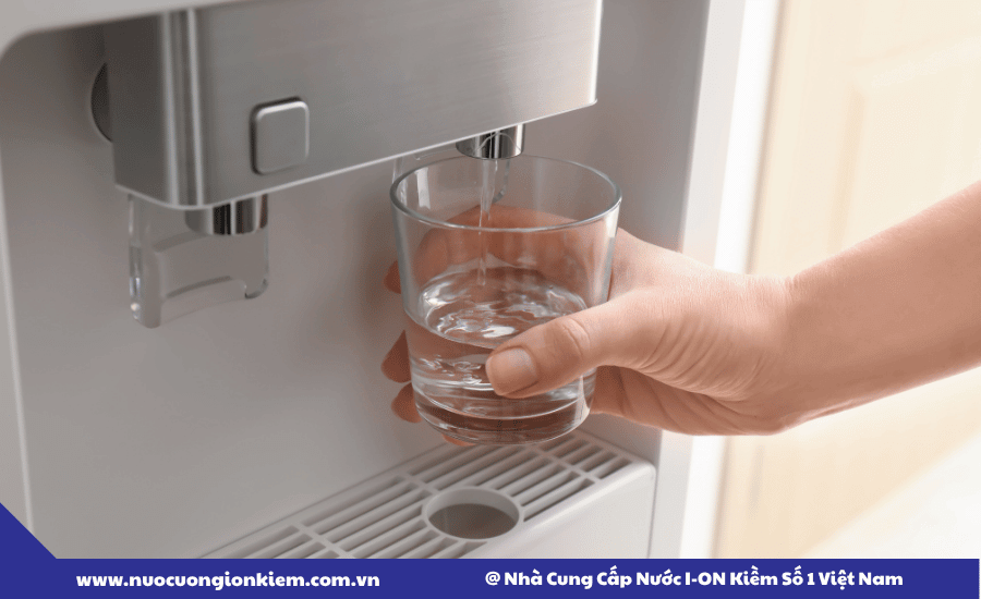 Nước tinh khiết pha sữa có cần đun sôi không